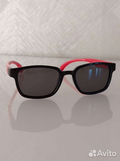 Солнцезащитные очки для ребенка