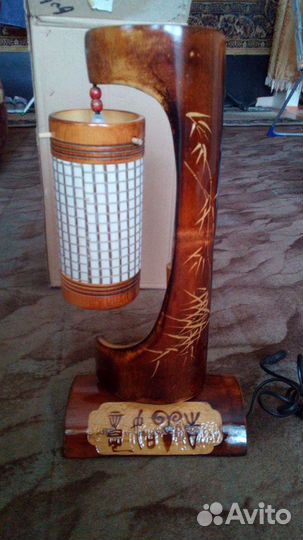 Светильник настольный