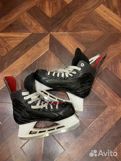 Коньки хоккейные bauer NS