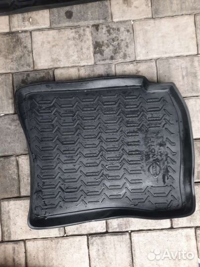 Коврики nissan note
