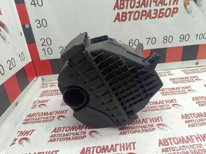 Корпус воздушного фильтра Hyundai Santa Fe 4 TM