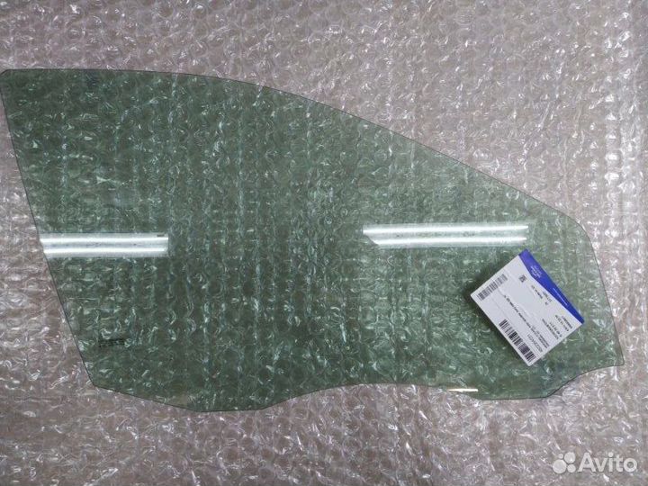 Стекло двери переднее правое Mercedes-Benz C-Class