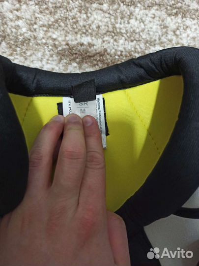 Хоккейная защита (нагрудник, наколенники и защита