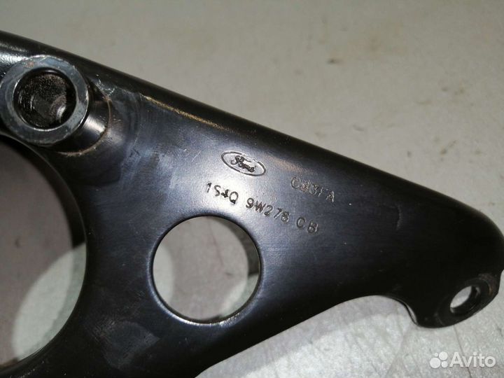 Кронштейн распределителя 1.8 дизель Форд Фокус 2