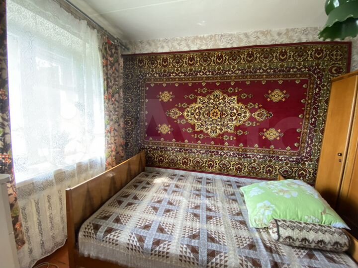 3-к. квартира, 42 м², 1/4 эт.