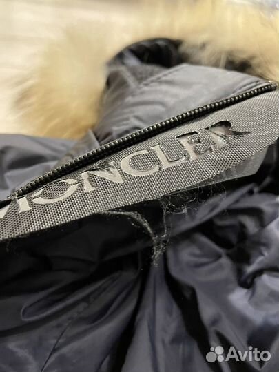 Оригинальный пуховик Moncler