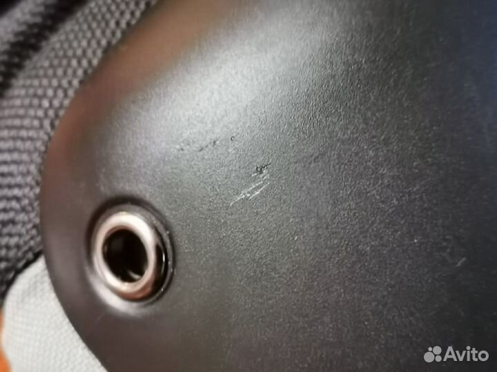 Налокотники - защита локтя Bern, размер S-M