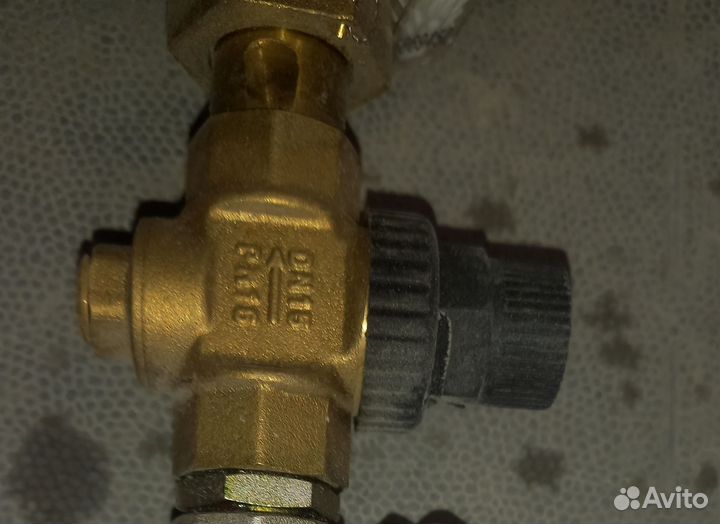 Счетчик воды.клапан и.кран