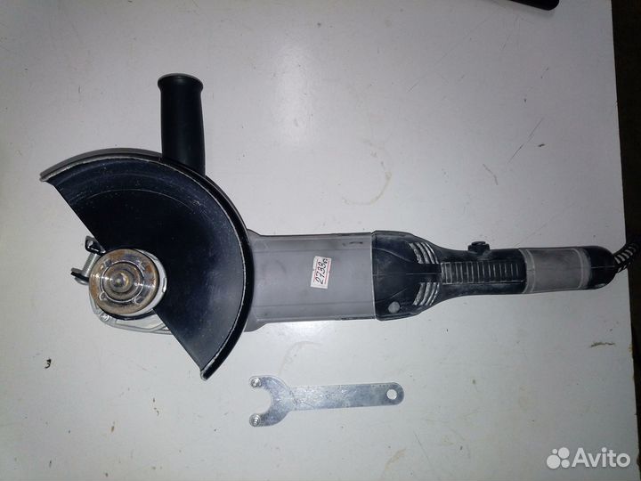 Ушм болгарка 150/1300 Интерскол