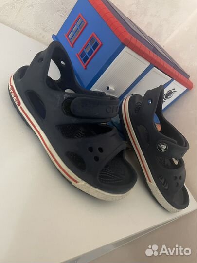 Сандали crocs c7