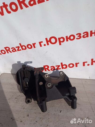 Кронштейн гур Mitsubishi Lancer Cedia 4G93 1.8