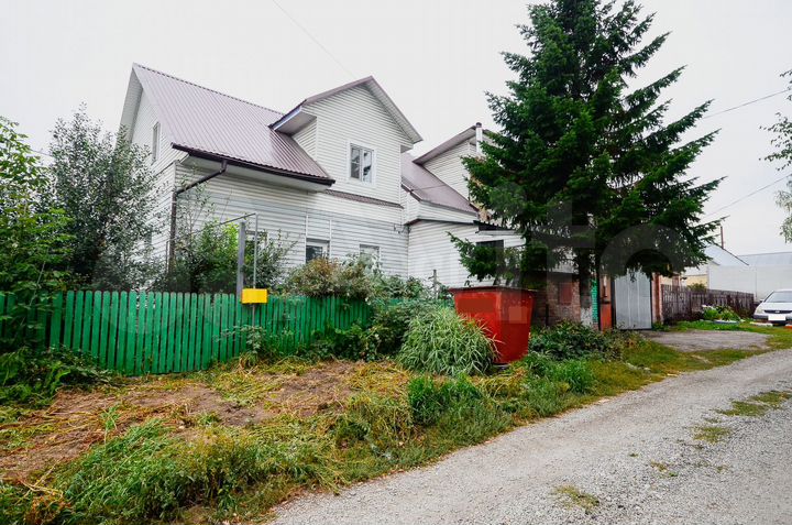 Дом 189 м² на участке 6 сот.