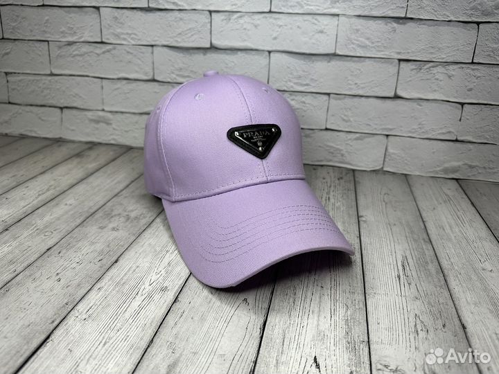 Бейсболка prada