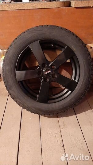 R17 Viatti Bosco Nordico V-523 215/60, PCD 5x114.3 DIA 66.1