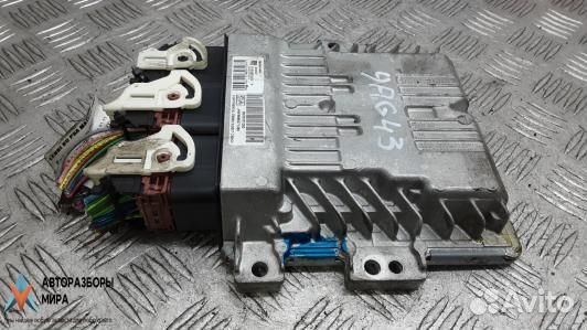 Блок управления двигателем Peugeot 5008 2011