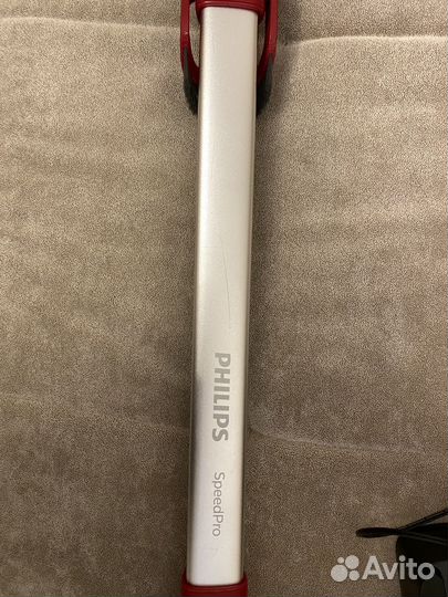 Вертикальный беспроводный пылесос Philips SpeedPro