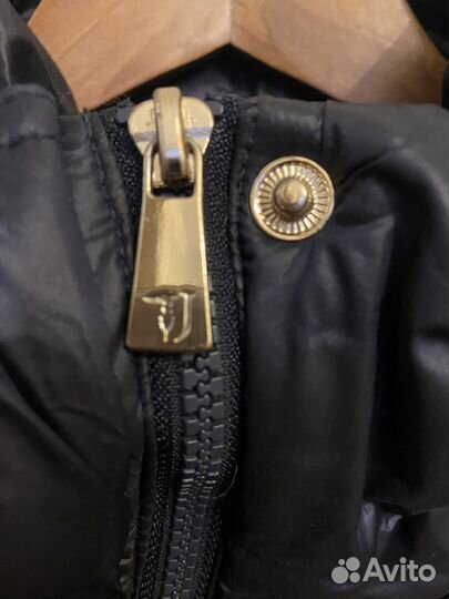 Пуховик Trussardi jeans