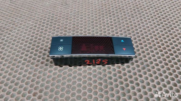 Блок управления задним климатом Mercedes w218 w212