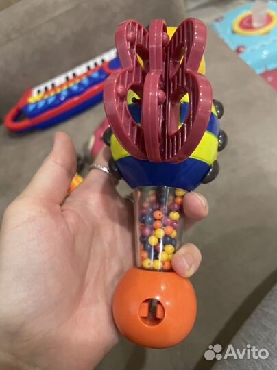 Погремушки battat