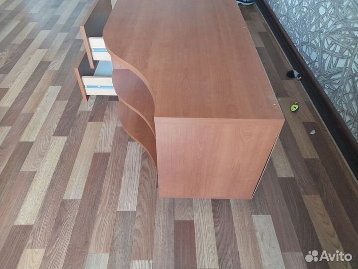 Тумба под телевизор