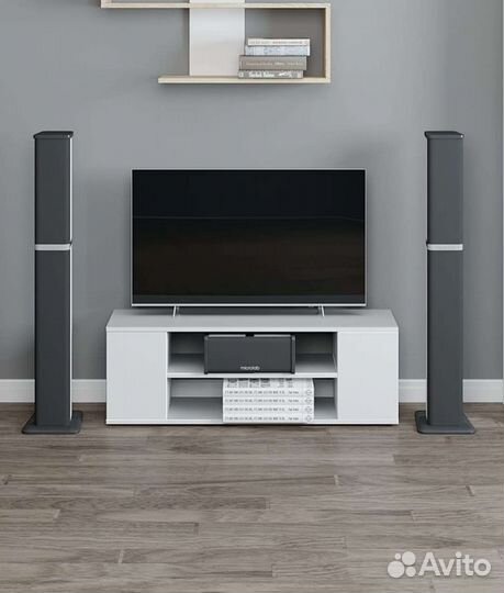 Тумба под телевизор белая новая