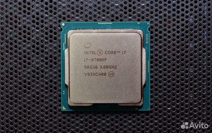 I7 9700KF+B360 gaming plus+16gb+Башня LuciferV2