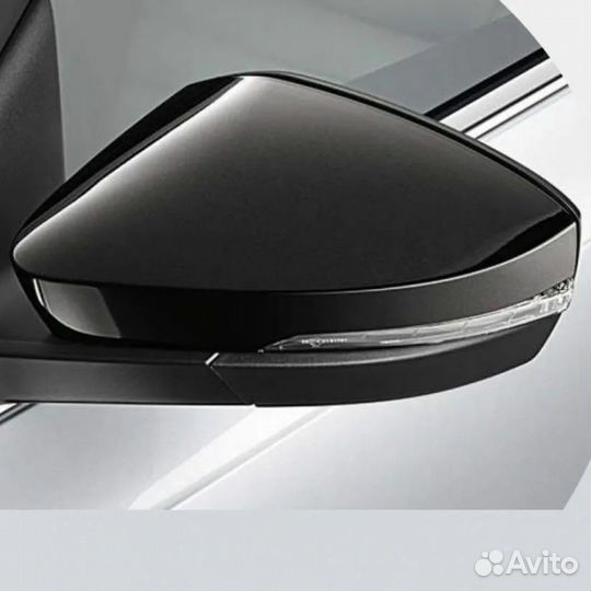 Черные глянцевые накладки зеркал Skoda Octavia A7