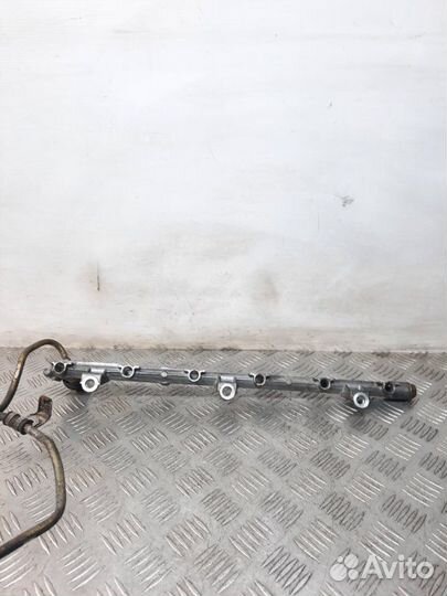 Топливная рампа Lexus Is200 седан 2.0 1GFE 2004