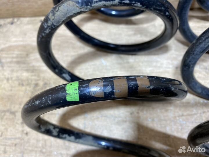 Комплект задних пружин Volkswagen Passat B5 +