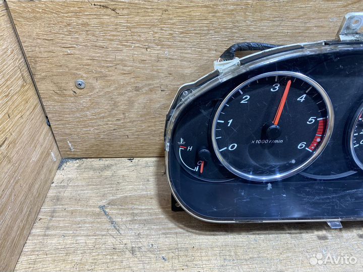 Панель приборов Mazda 6 GG дизель 112978