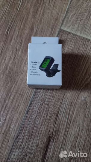 Цифровой тюнер для настройки гитары