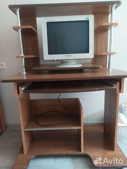 Компьютерный стол бу