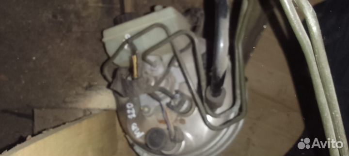 Mercedes w 220 вакуум тормозной