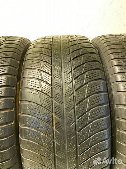 Bridgestone Blizzak LM-001 245/50 R19