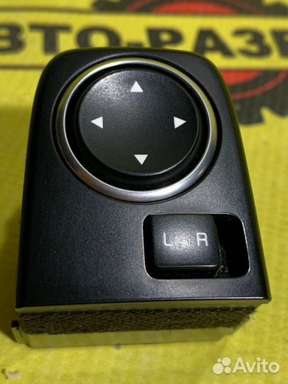 Блок регулеровки зеркал Kia Ceed 3 CD 1.6 G4FG