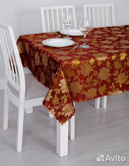Скатерть на стол 220х150 см новая
