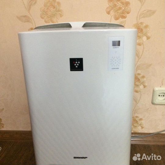 Очиститель-увлажнитель воздуха Sharp KC-A61RW
