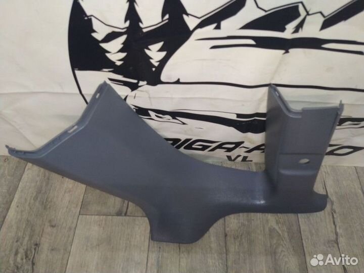 Обшивка салона задняя правая Hyundai Matrix wagon