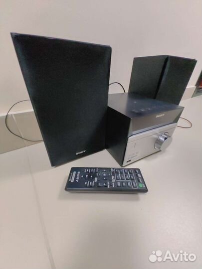 Музыкальный центр Sony CMT-SBT20