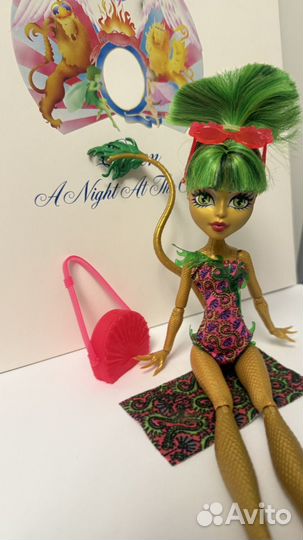 Кукла монстер хай