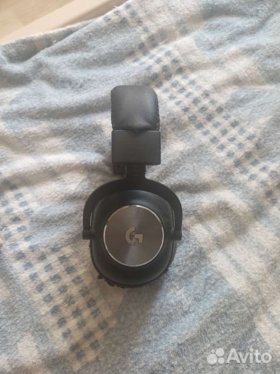 Игровые наушники Logitech G Pro