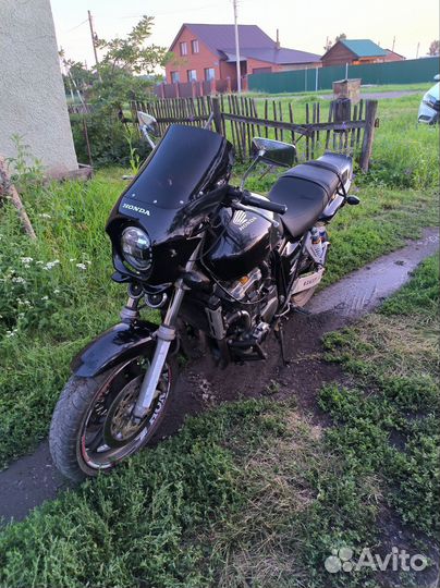 Honda cb 1000 sf