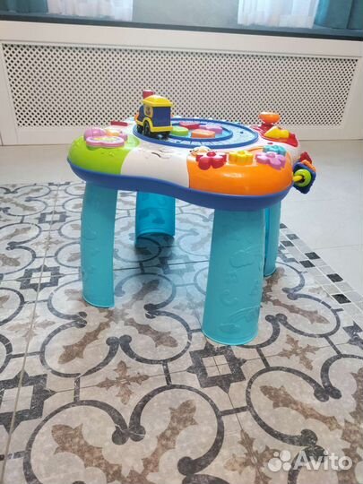 Развивающий стол Игрушка для малышей