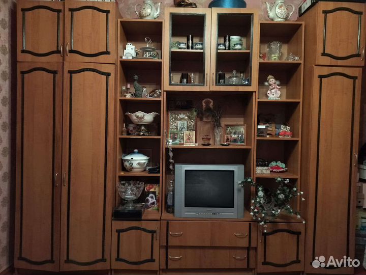 Стенка в гостиную бу