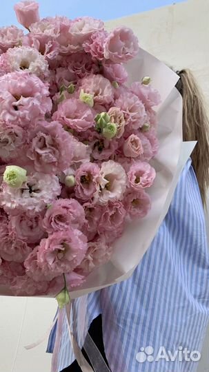 Монобукет из эустомы подруге