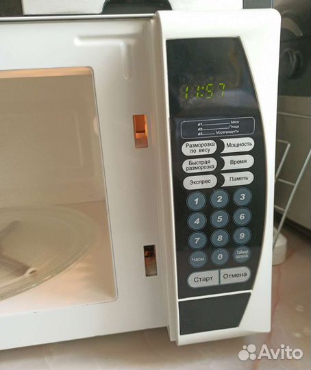 Микроволновая печь elenberg