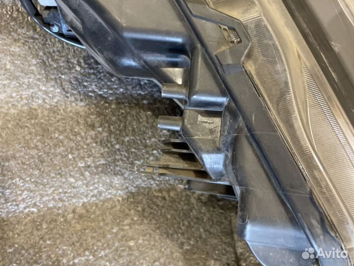 Фара X-trail T32 левая Full Led