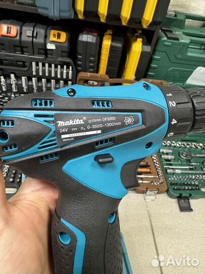 Шуруповерт Makita 24V Новый