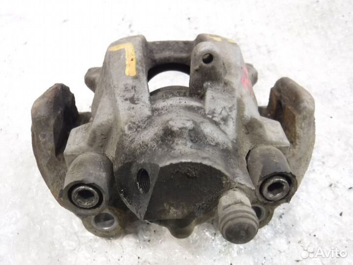 Суппорт задний левый