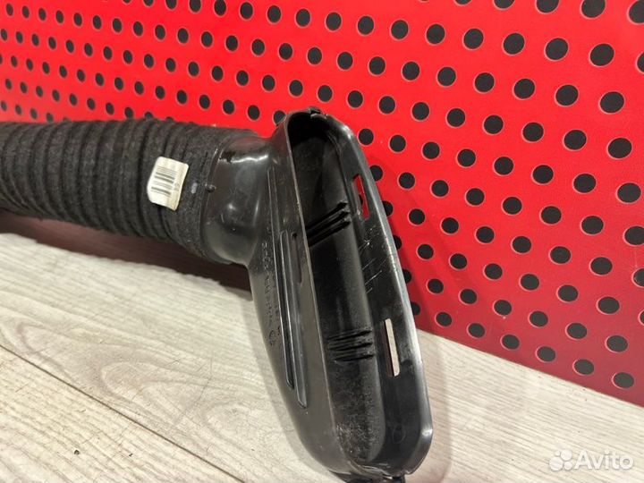 Патрубок воздушного фильтра Mercedes-Benz E-Class